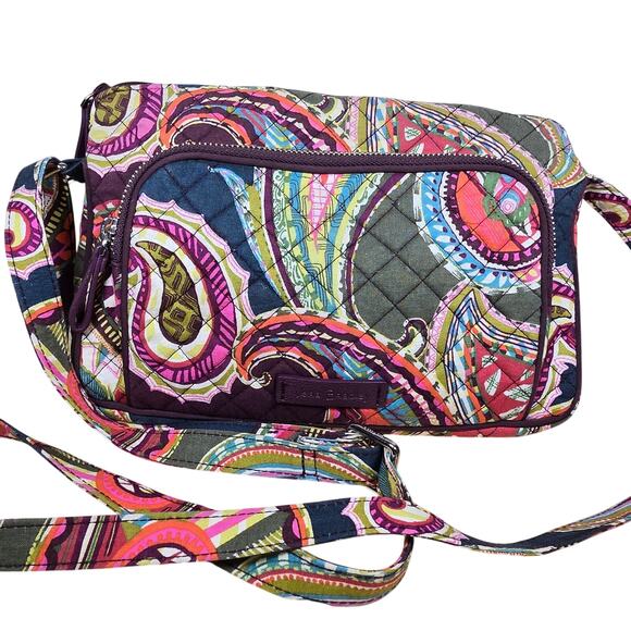 Vera Bradley Crossbody Bag Zip and Pockets 9x7x2
Green Pink Purple Paisley - Picture 3 of 7